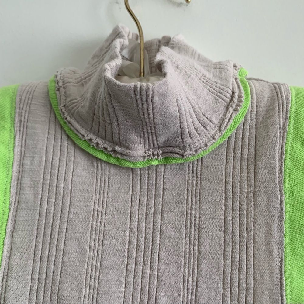FREE PEOPLE GRAY MOCK TOP - Picture 5 of 11